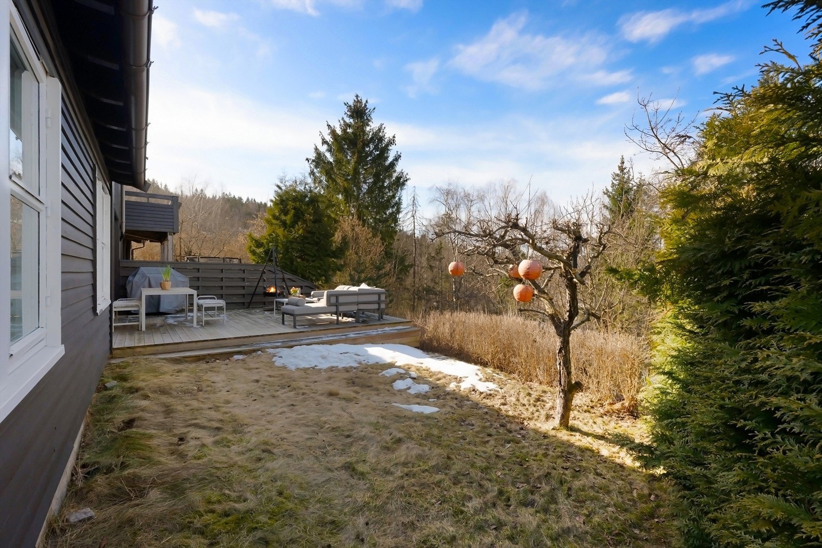 Her har man naturen som nærmeste nabo Galleribilde