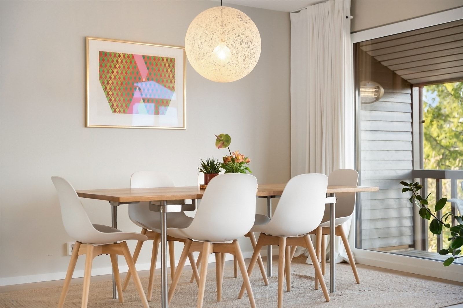 Vinduer og balkongdør er fra norskprodusent Uldal fra 2022 Galleribilde