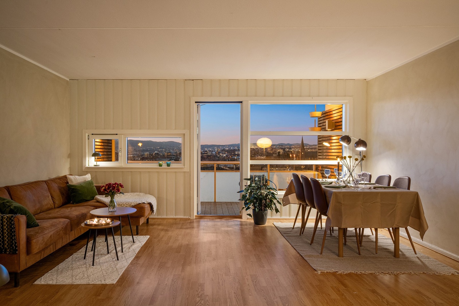 Boligen har behov for noe modernisering og kan med enkle grep optimaliseres da planløsningen har et godt utgangspunkt. Galleribilde