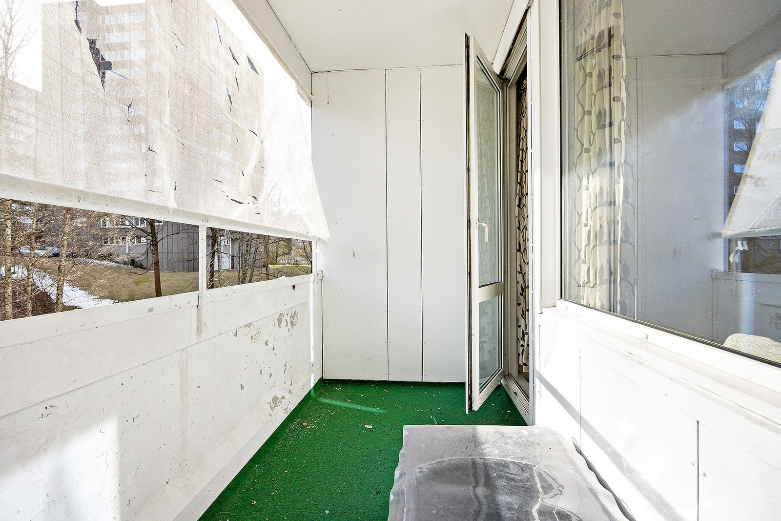 Fra stuen har man utgang til en romslig balkong på 5 m2. Galleribilde