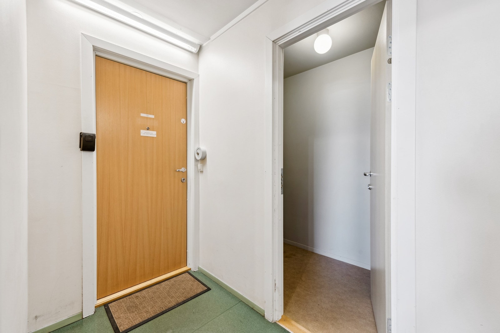 Det opplyses at leiligheten disponerer en bod på ca. 3 m² i felles gang i 3. etasje Galleribilde