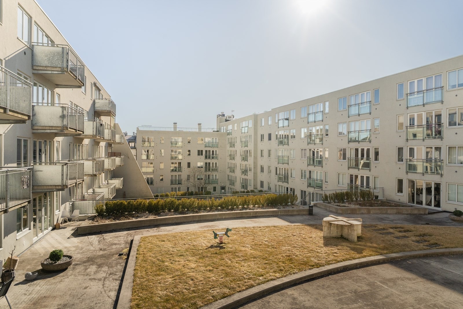 Leiligheten er i sin helhet vendt inn mot bakgården Galleribilde