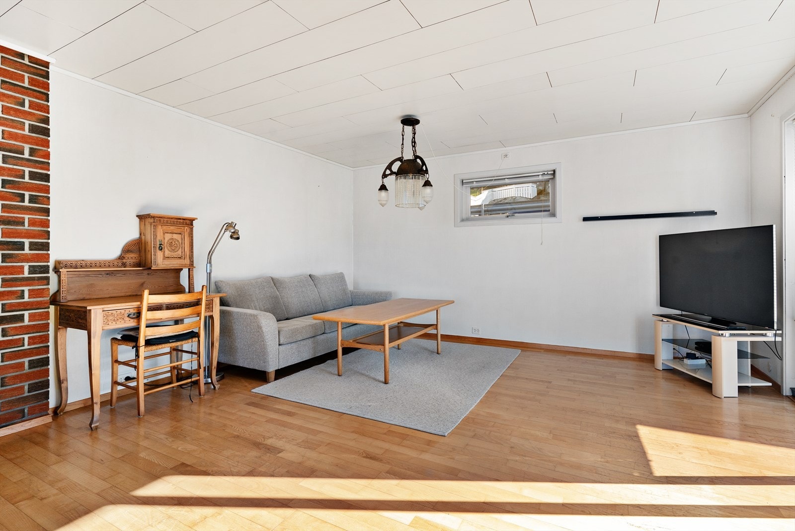 Boligen holder normal standard og det er behov for noe oppussing for å kunne imøtekomme dagens krav til standard. Galleribilde