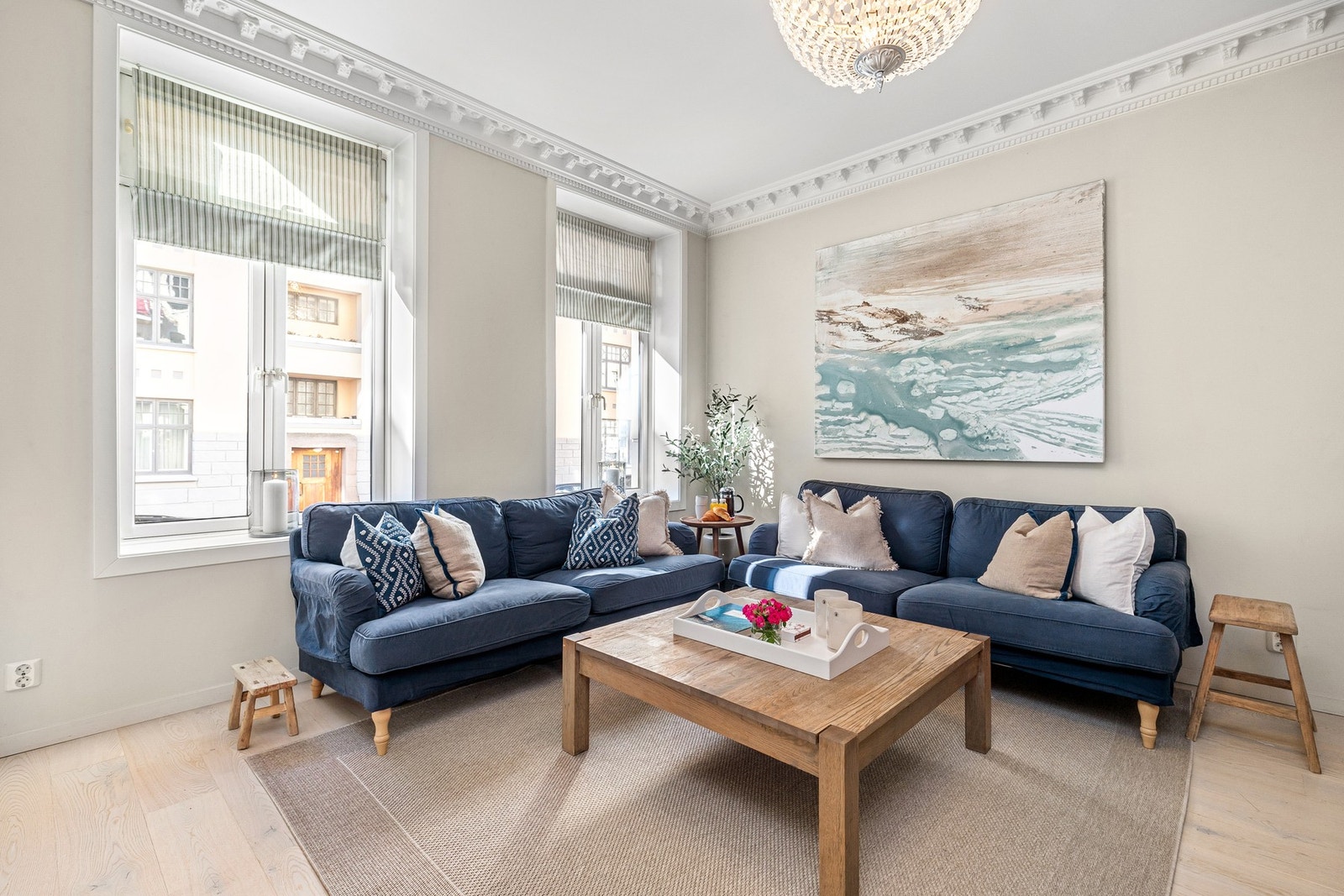 Gjennomgående leilighet på Frogner. Sameiet består av 23 seksjoner. Galleribilde