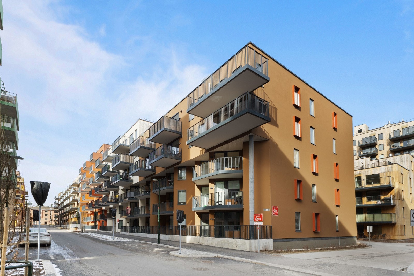 Området er kjent for sin flotte beliggenhet med kort avstand til både det koselige bysentrum og vakre grøntområder. Galleribilde