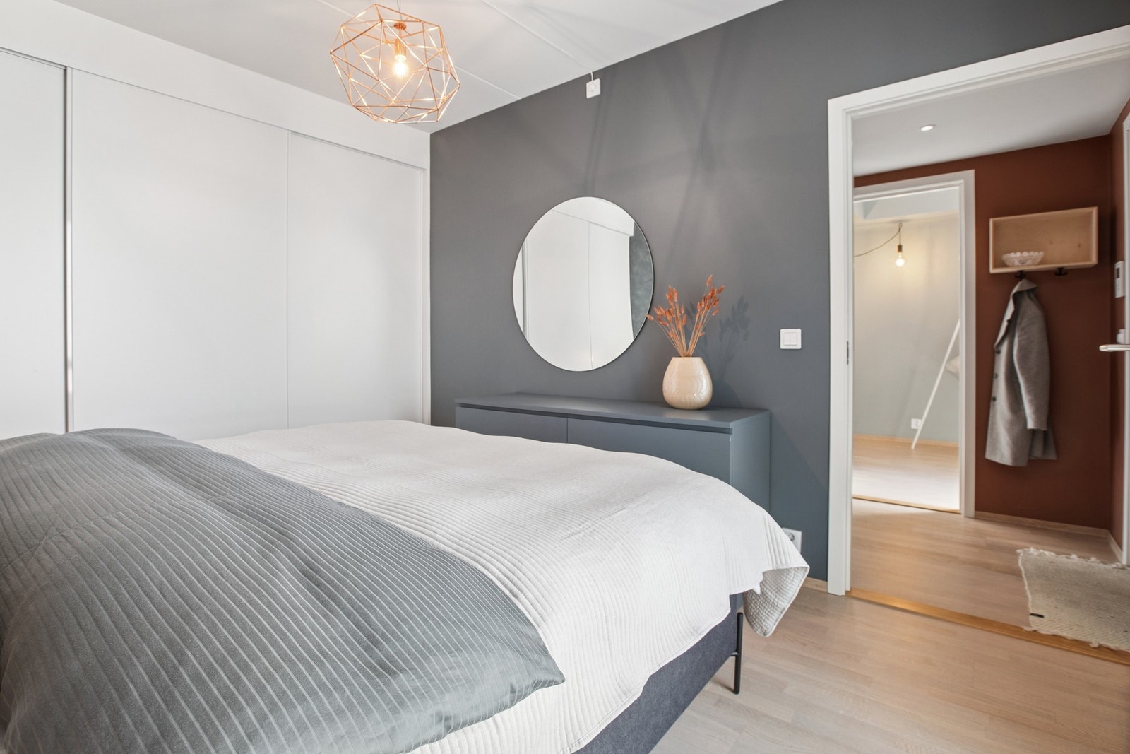 Leiligheten har to romslige soverom. Galleribilde