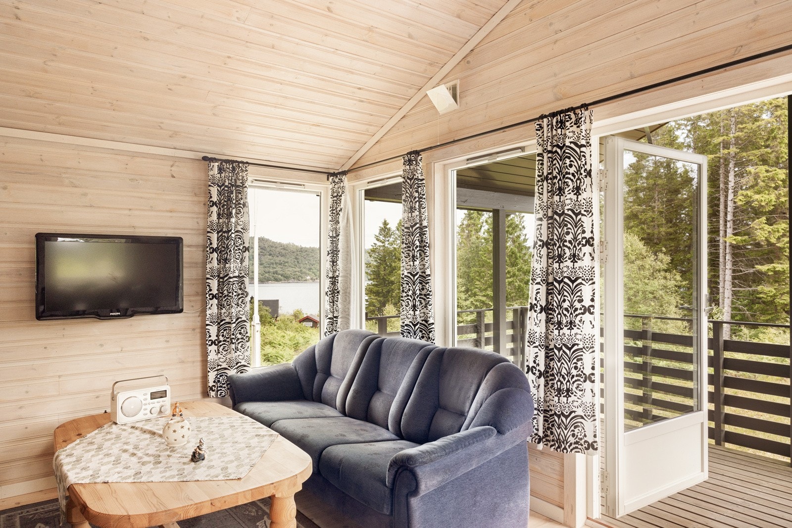 Herfra er også utgangen til terrassen. Galleribilde