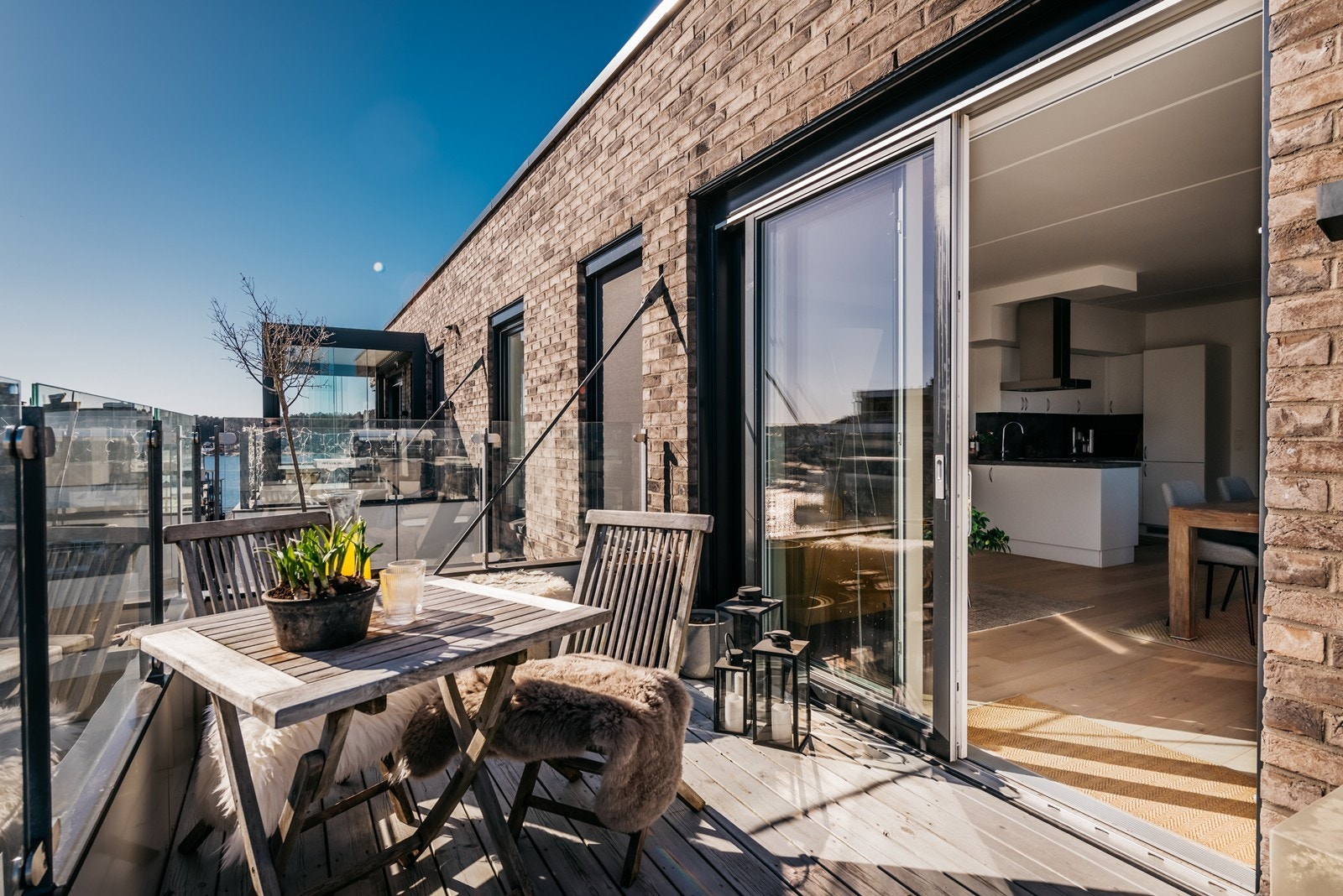 Vi hopper ut igjen, bare for å se på utsikten en gang til Galleribilde