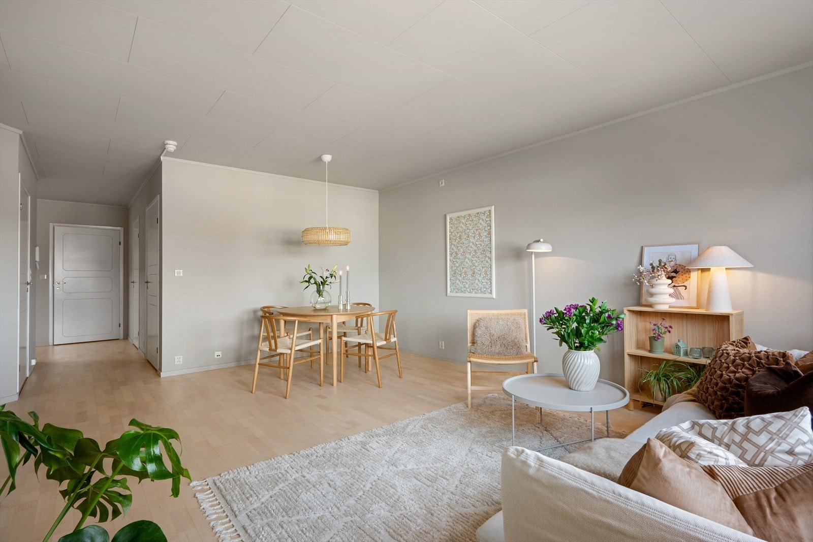 Stuen blir boligens naturlige samlingspunkt med en innbydende atmosfære. Galleribilde