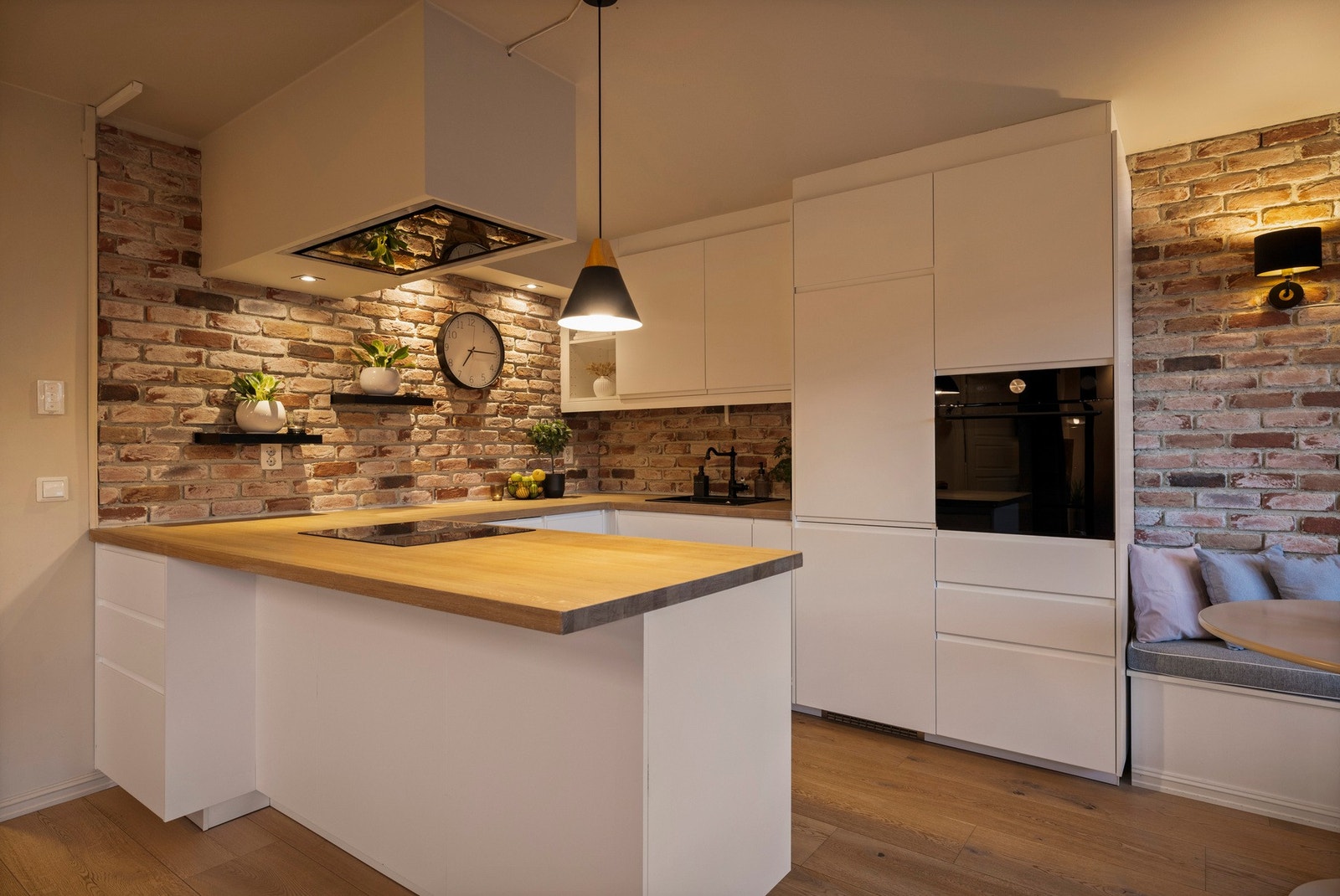 Kveldsstemning kjøkken. Galleribilde