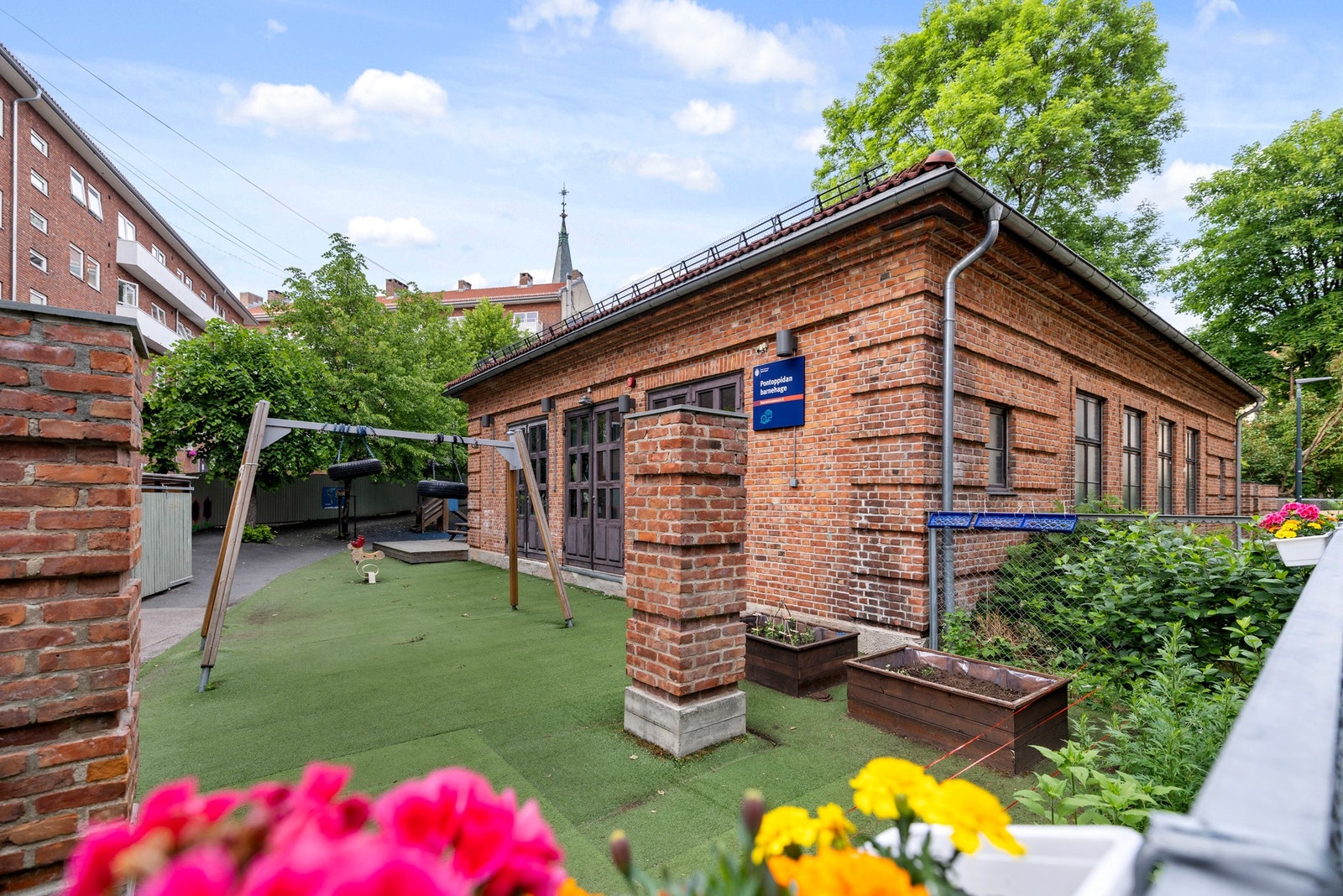 Pontoppidans barnehage ligger ca. 3 minutter gange unna blokken! Galleribilde