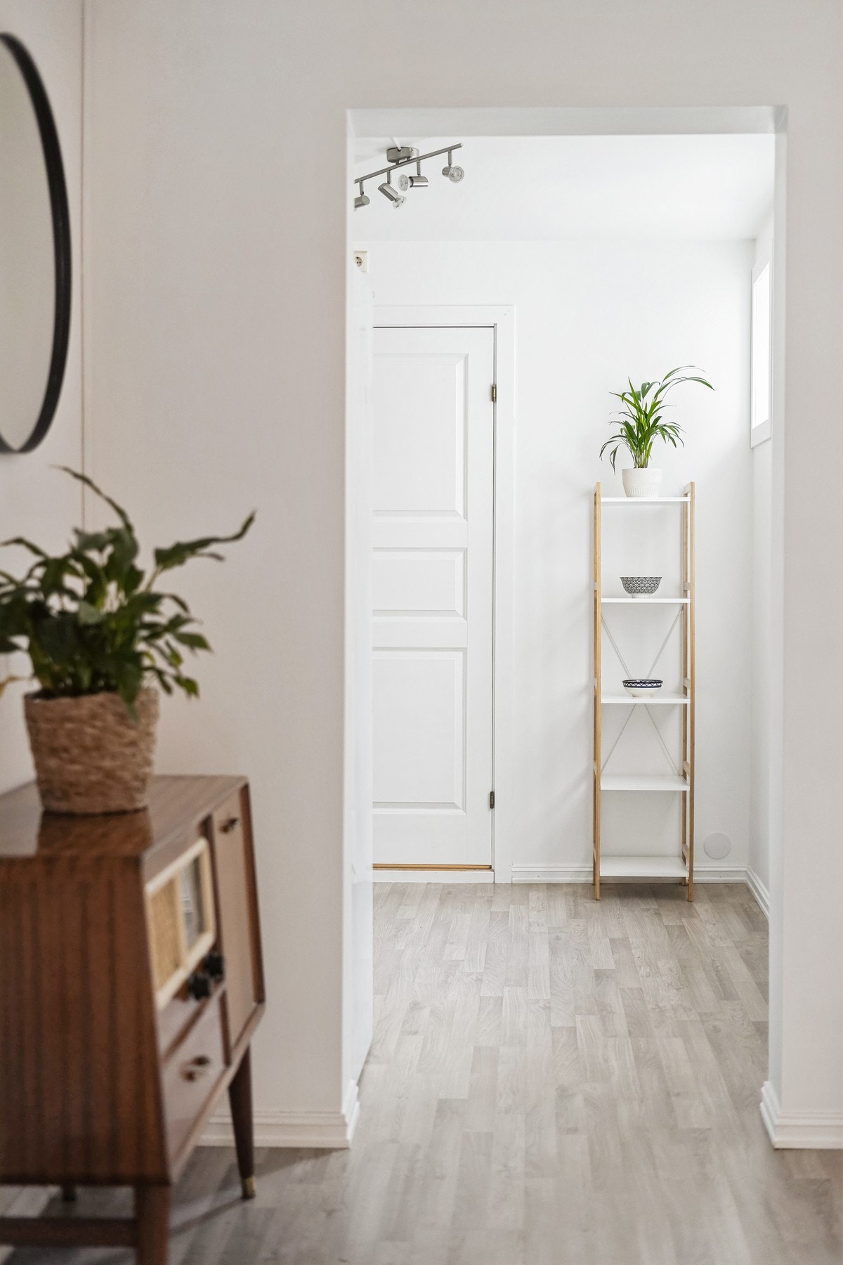 Leiligheten har et areal på 54 kvm. Bod i underetasje på 3 kvm. Galleribilde