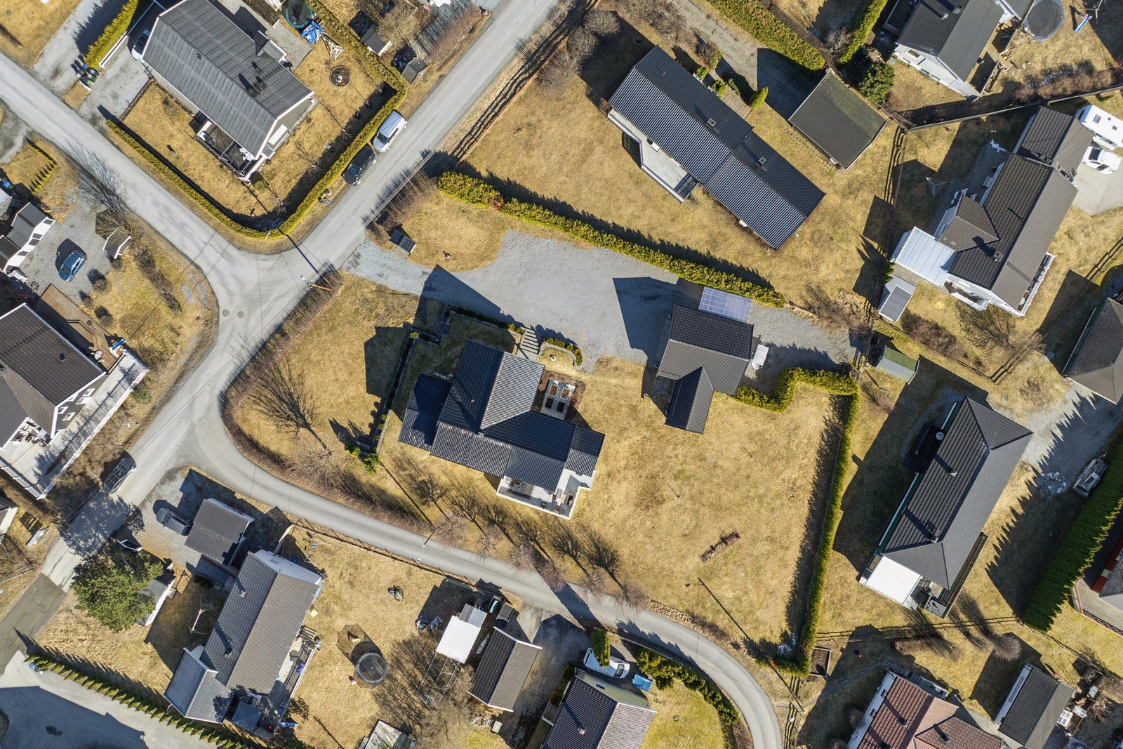 Flott oversikt over eiendommens tomt. Galleribilde