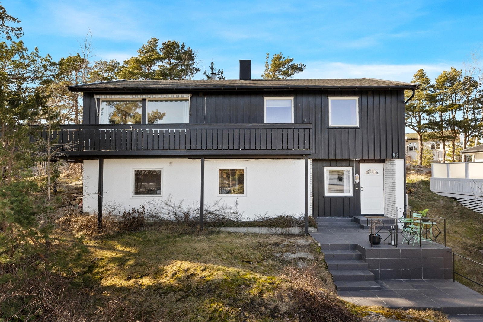 Enebolig i barnevennlig område. Flott nytt kjøkken i 2018 m.mer. Spørsmål? Kontakt PrivatMegleren v/ Martin Spinnvåg tlf 41656540 Galleribilde