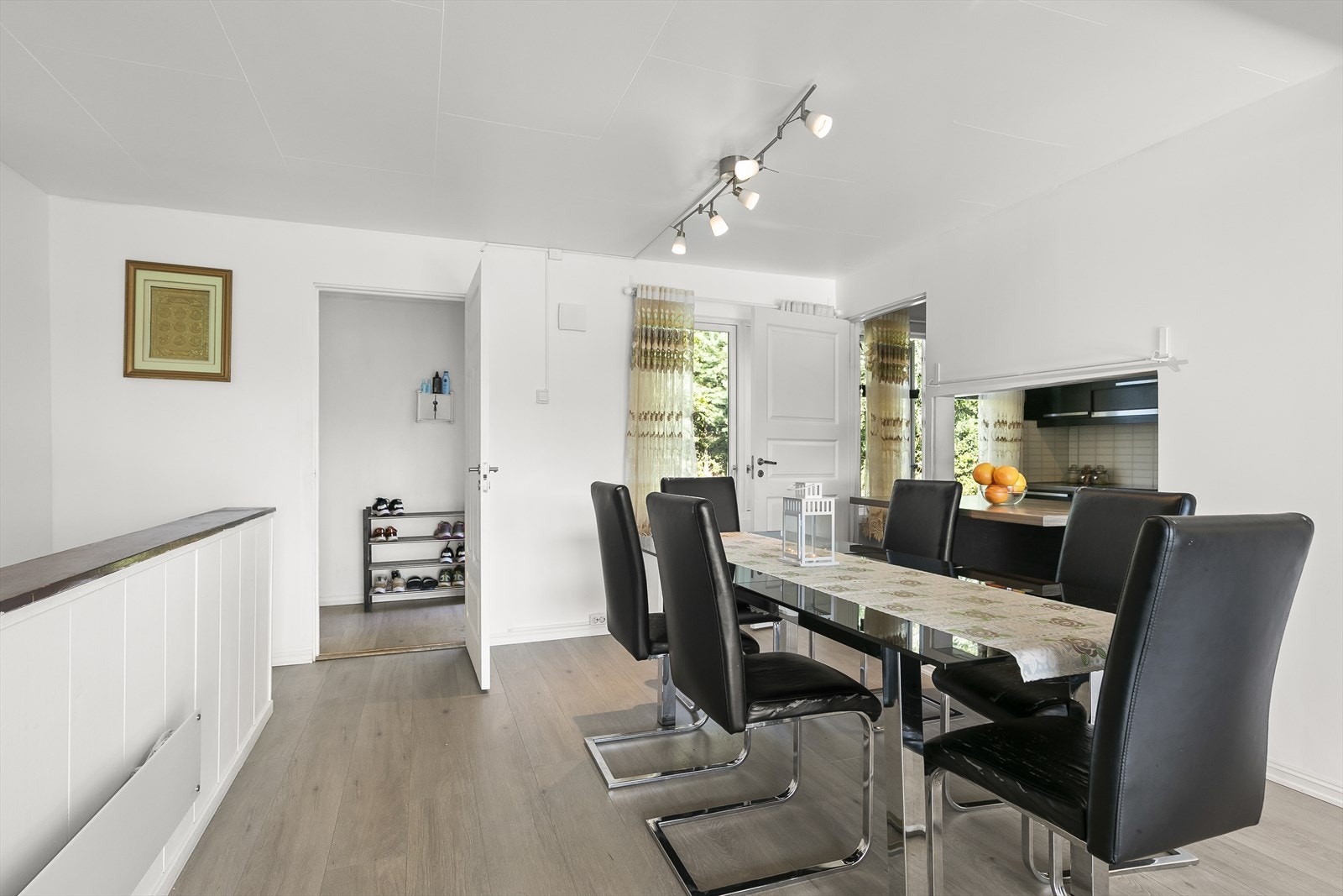 Boligen er gjennomgående med god planløsning. Galleribilde