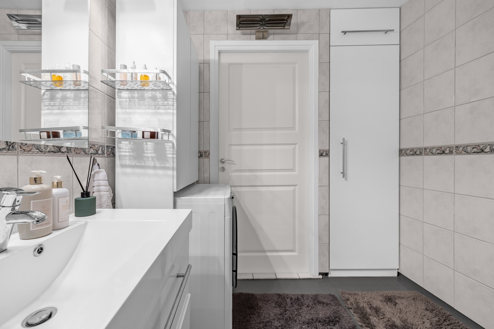 Badet har ventilasjon via mekanisk avtrekk. Galleribilde