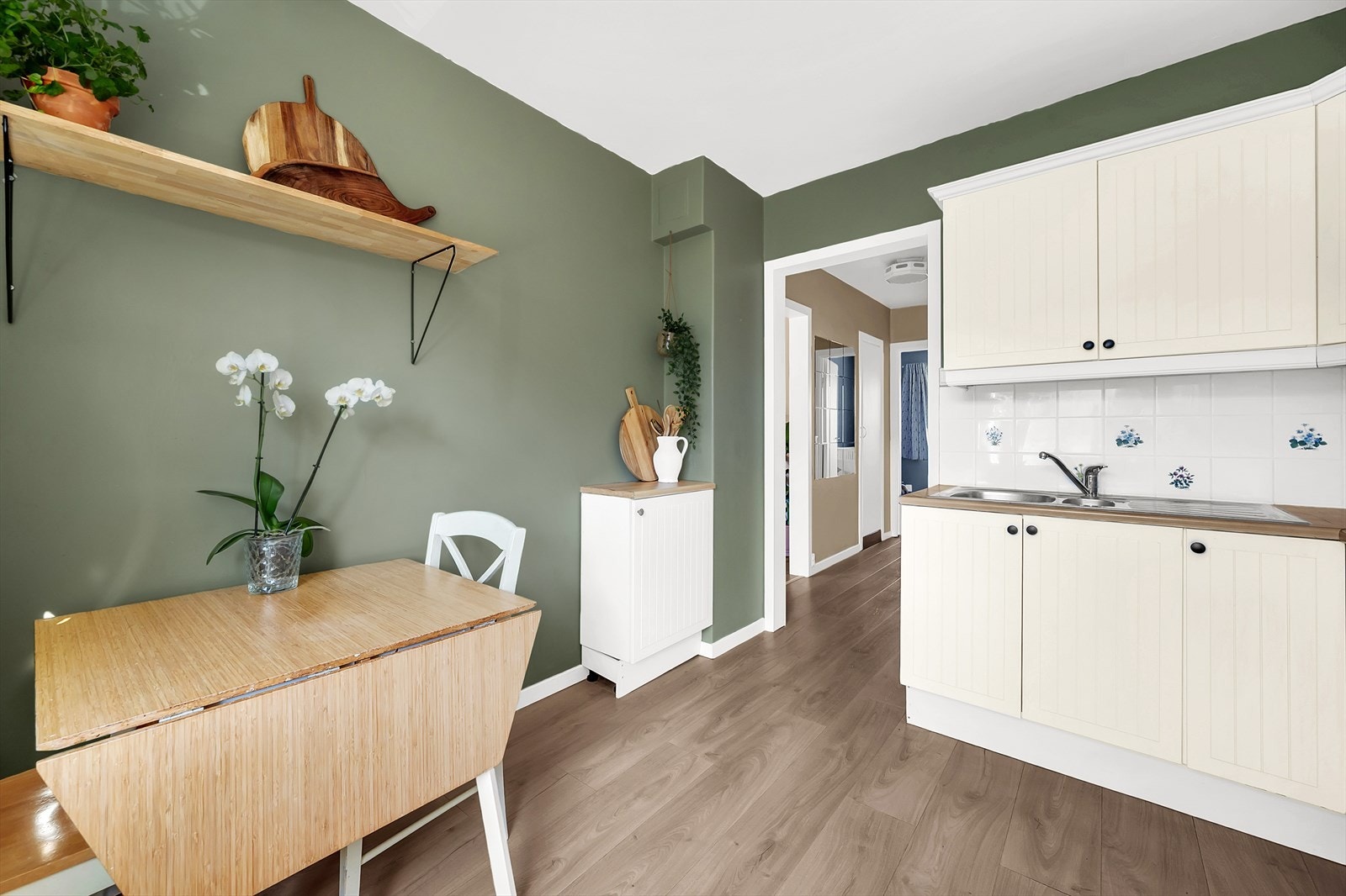 Delikat og moderne grønnfarge. Galleribilde