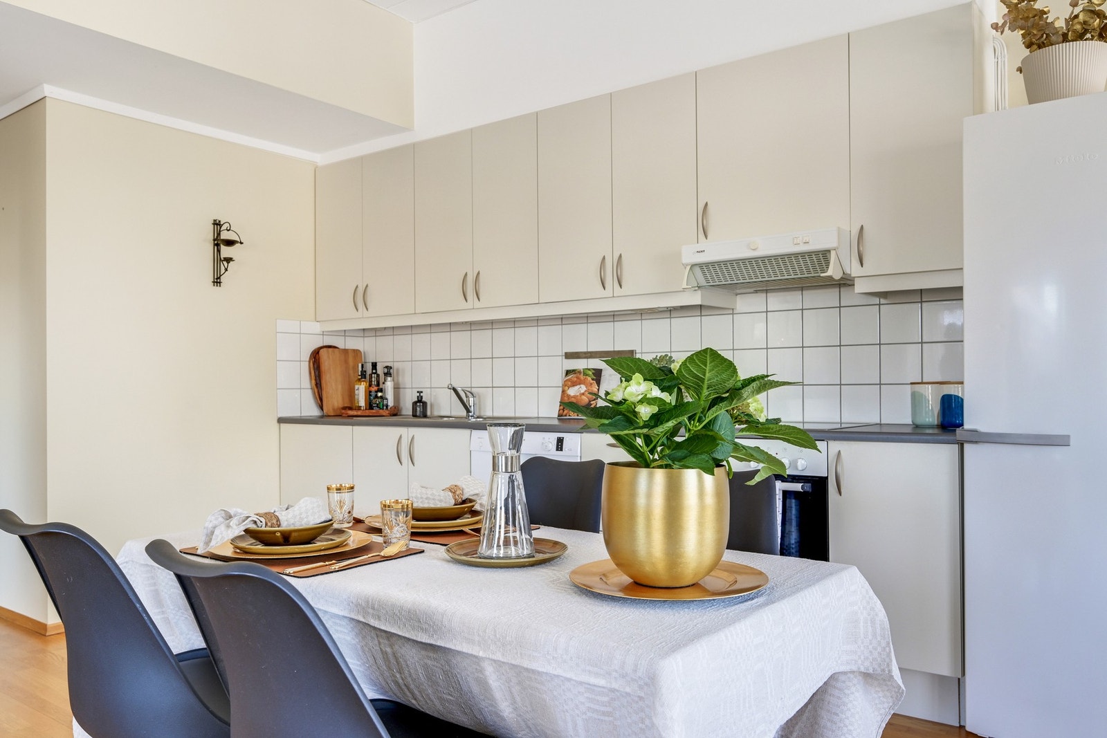 Velkommen til bords i Gannestadveien 7 Galleribilde