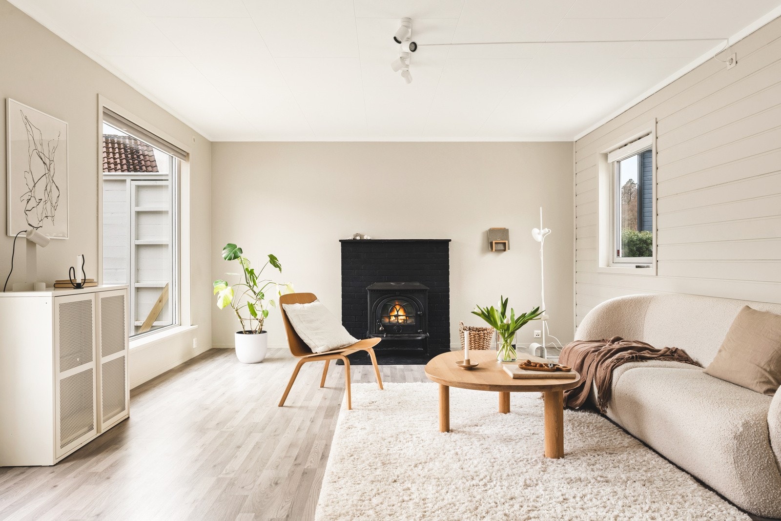 EIE eiendomsmegling presenterer Kringlebotn 340, /v Eivind Kalve og Frode Hauge. Galleribilde