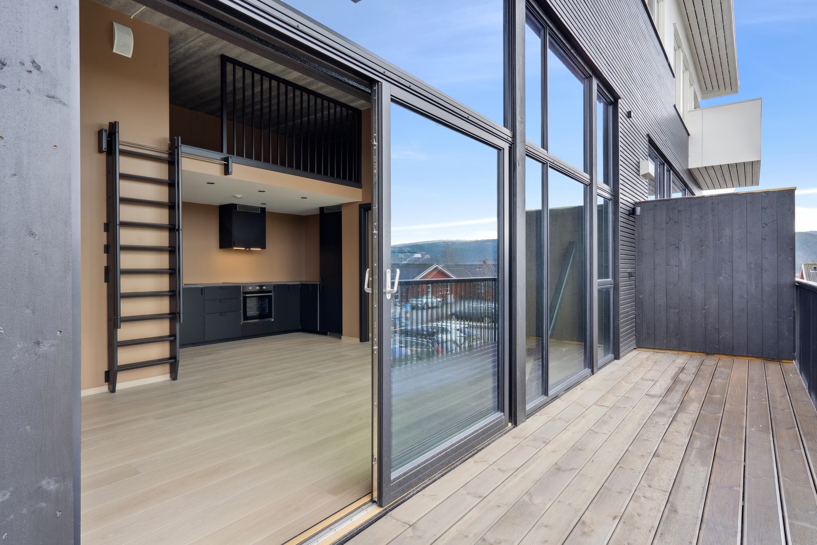 Stor balkong på hele 19 kvm. Galleribilde