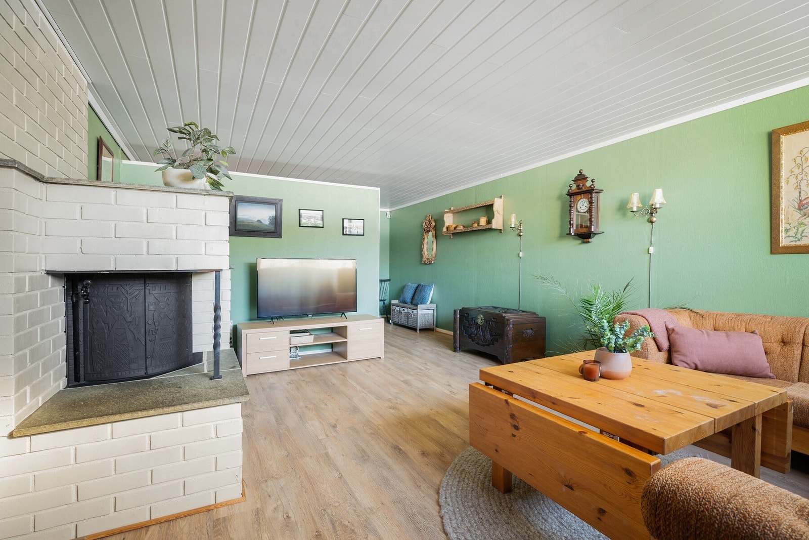 Stuen kommer ypperlig med når noen i familien får venner på besøk. Galleribilde