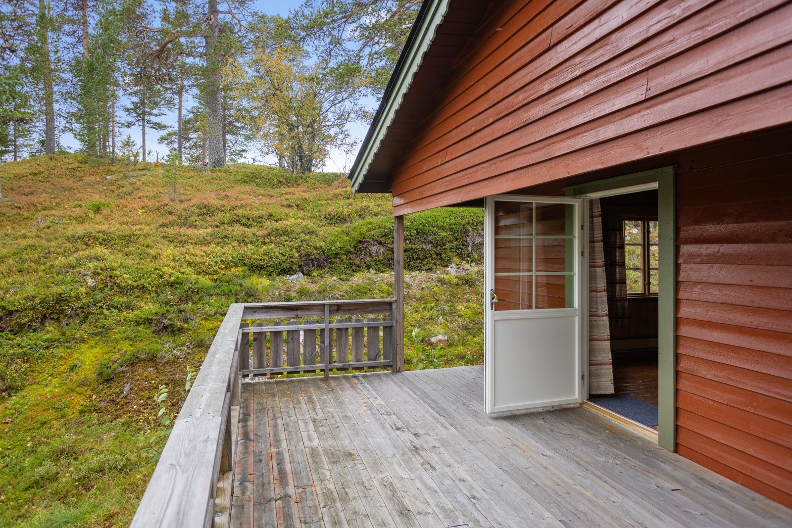 Terrassen har adkomst fra stuen. Galleribilde