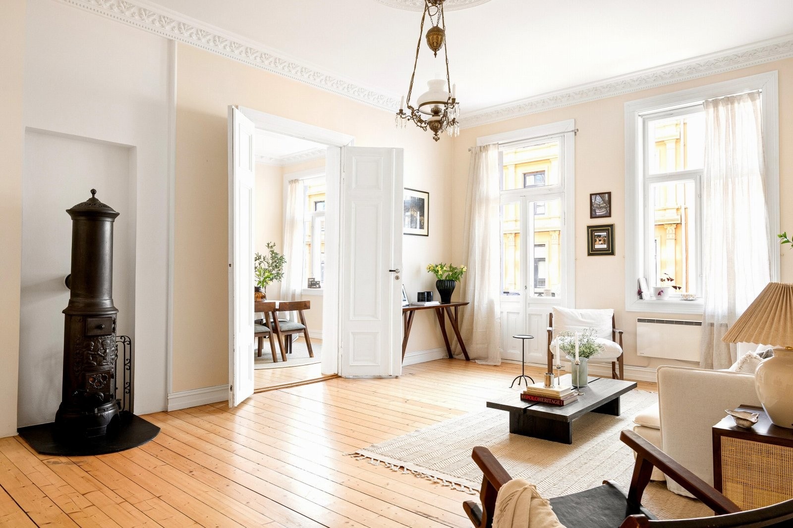 Aksel Walmsnæss v/PrivatMegleren Aksept har gleden av å presentere Frognerveien 29A! Galleribilde