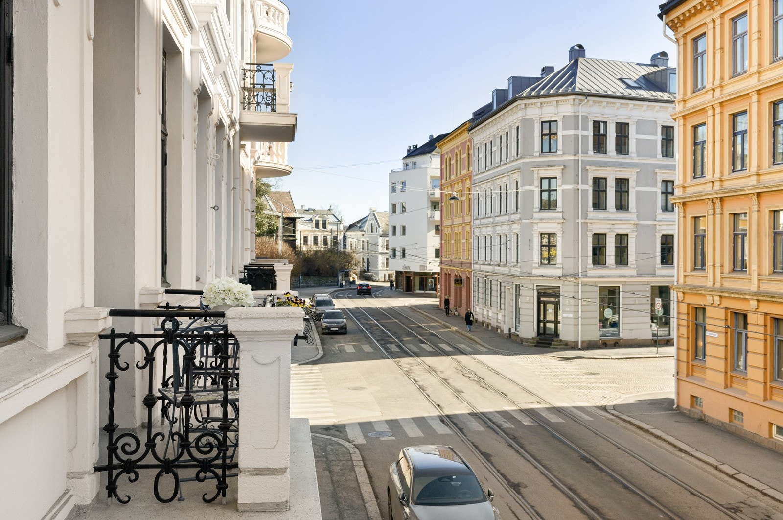 Leiligheten ligger på Frogner i et av Oslos mest fasjonable strøk Galleribilde