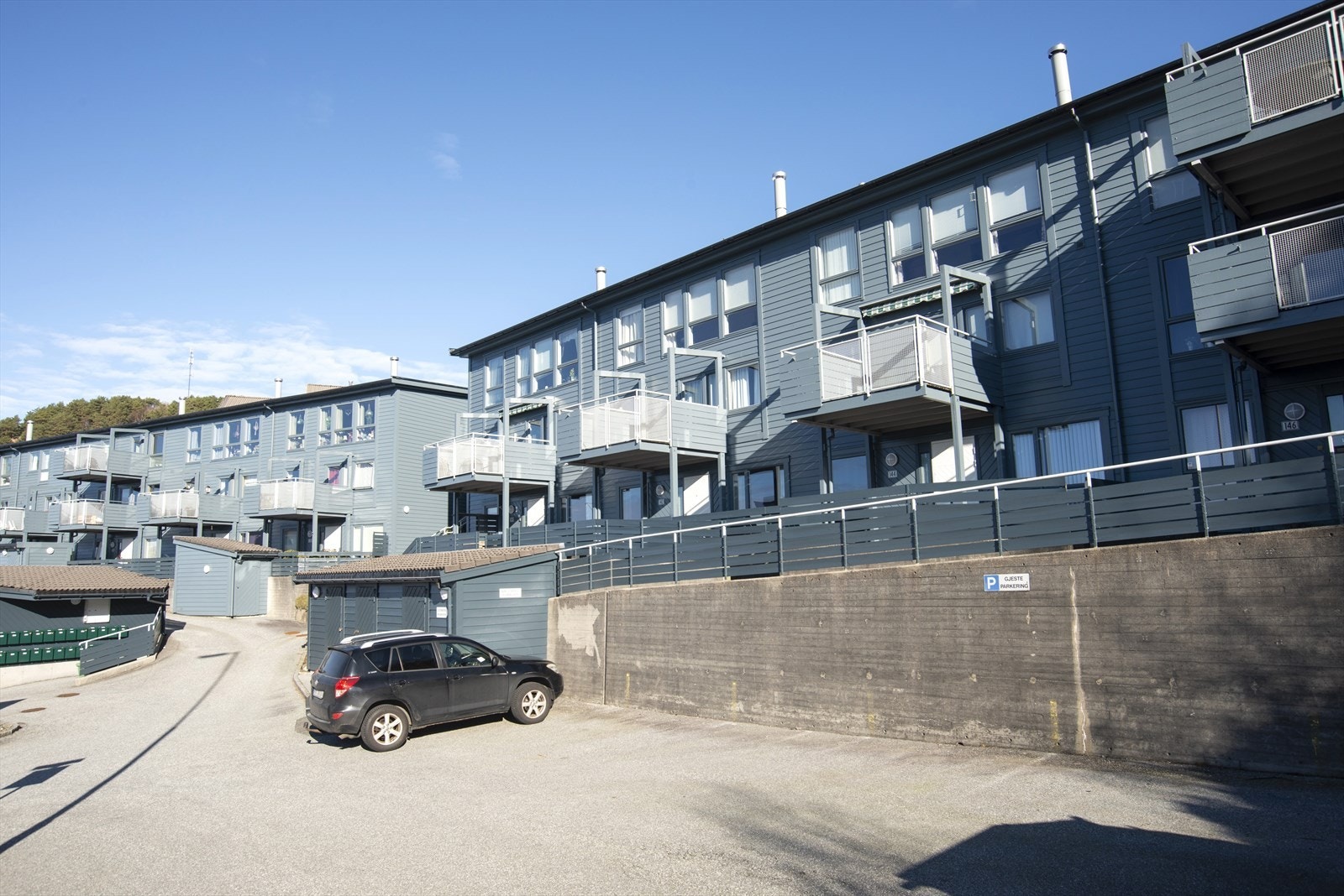 Gjesteparkering. Galleribilde