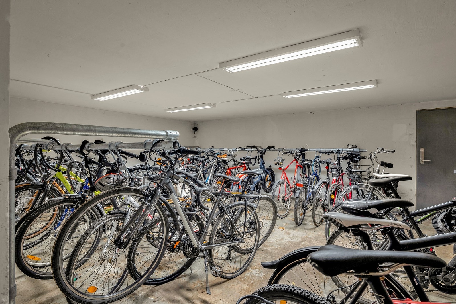 Borettslaget har et sykkelrom i kjelleretasjen Galleribilde
