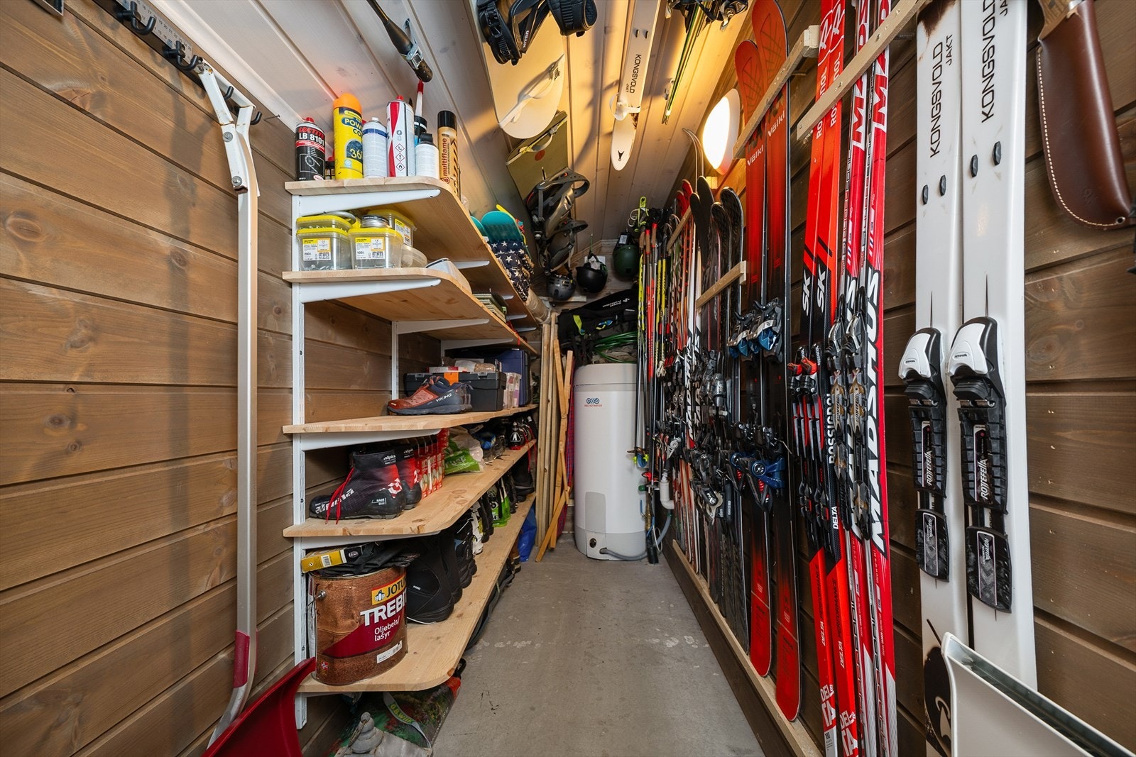 Utebod. Galleribilde