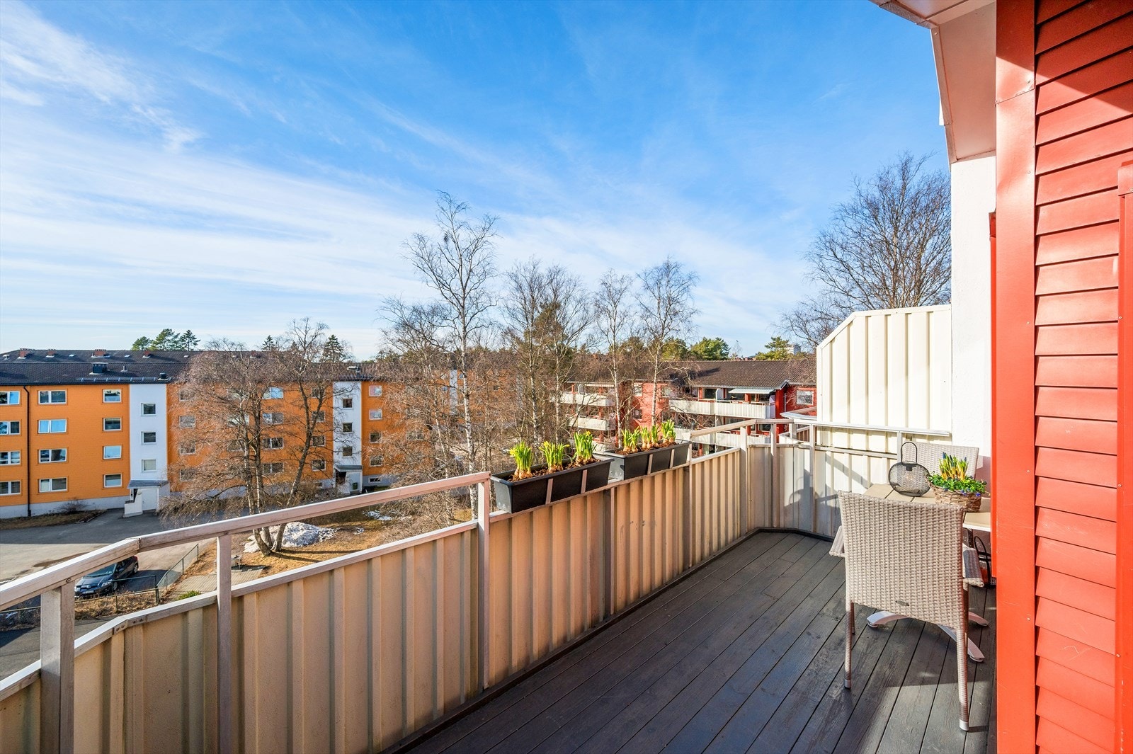 Fra stuen er det utgang til en vestvendt balkong på hele 11 kvm. Galleribilde