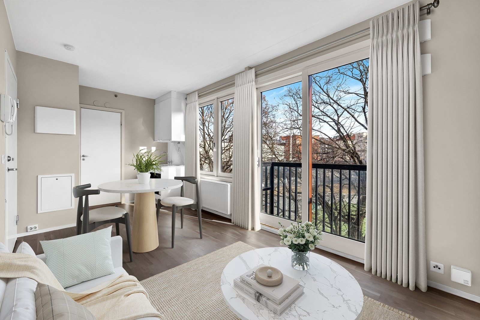 Velkommen til Lille Bislett 8 - Presentert av Richard Dante v/Aktiv Eiendomsmegling Galleribilde