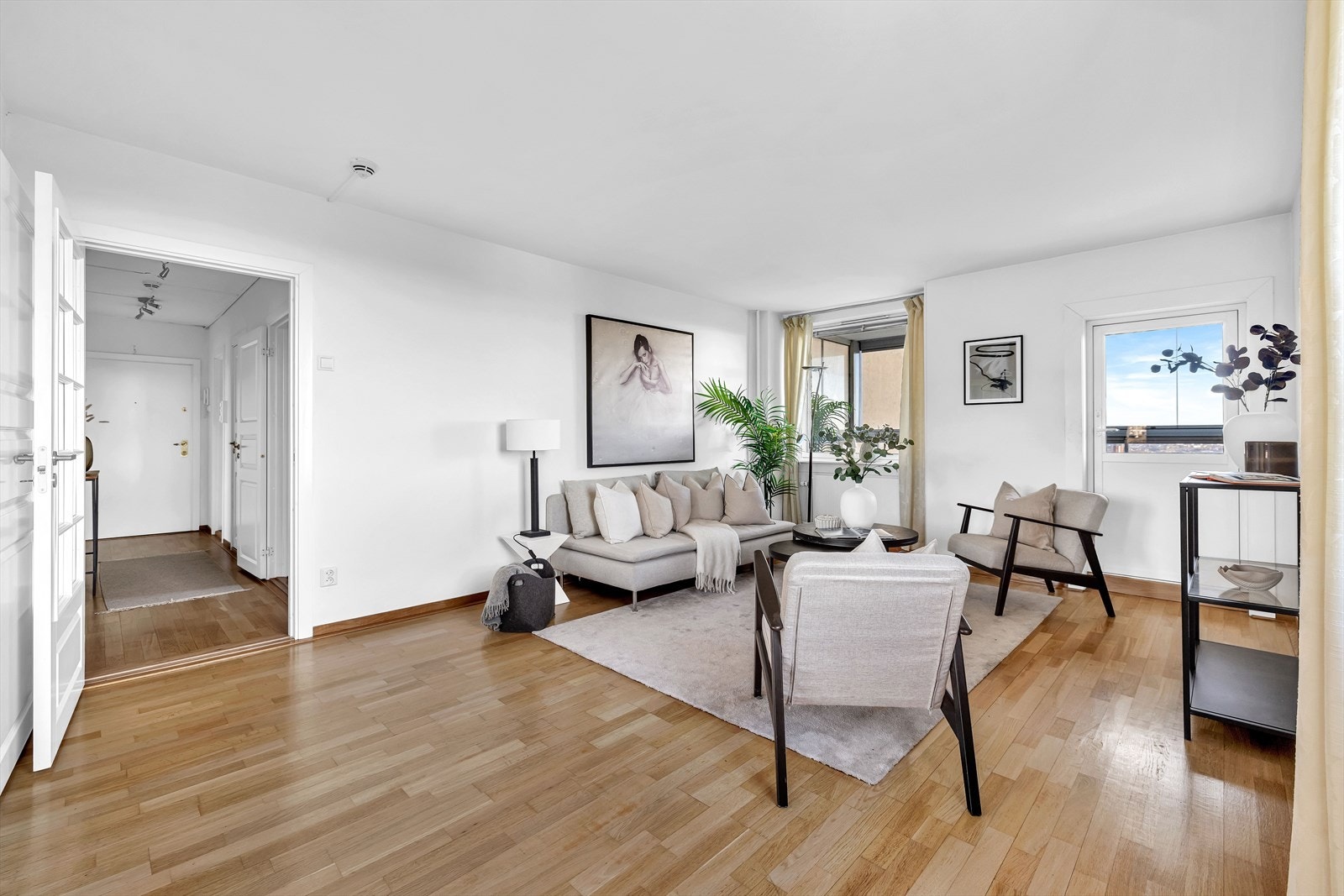 Fyring og varmtvann er inkludert i felleskostnadene. Galleribilde