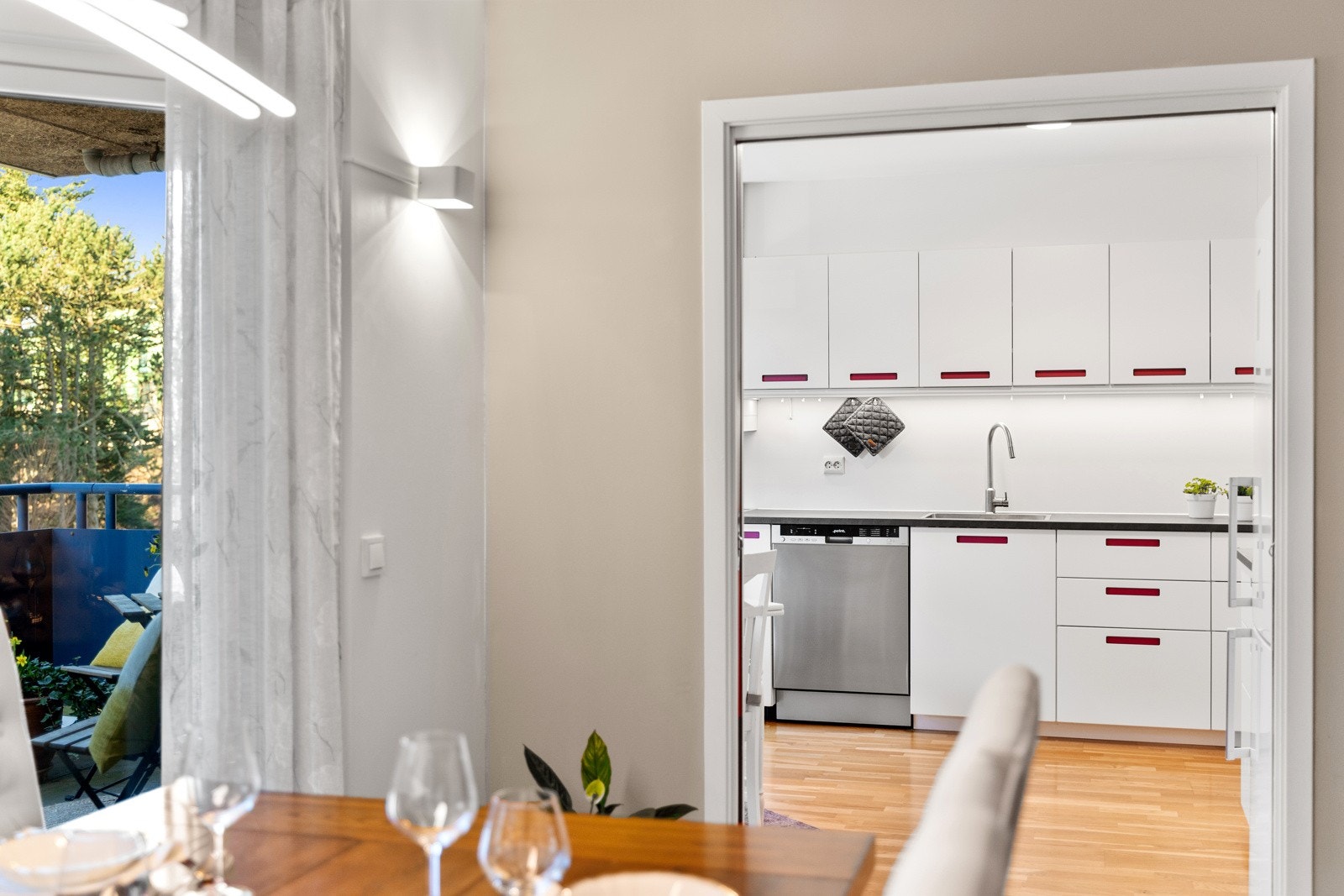 Stue/kjøkken. Galleribilde