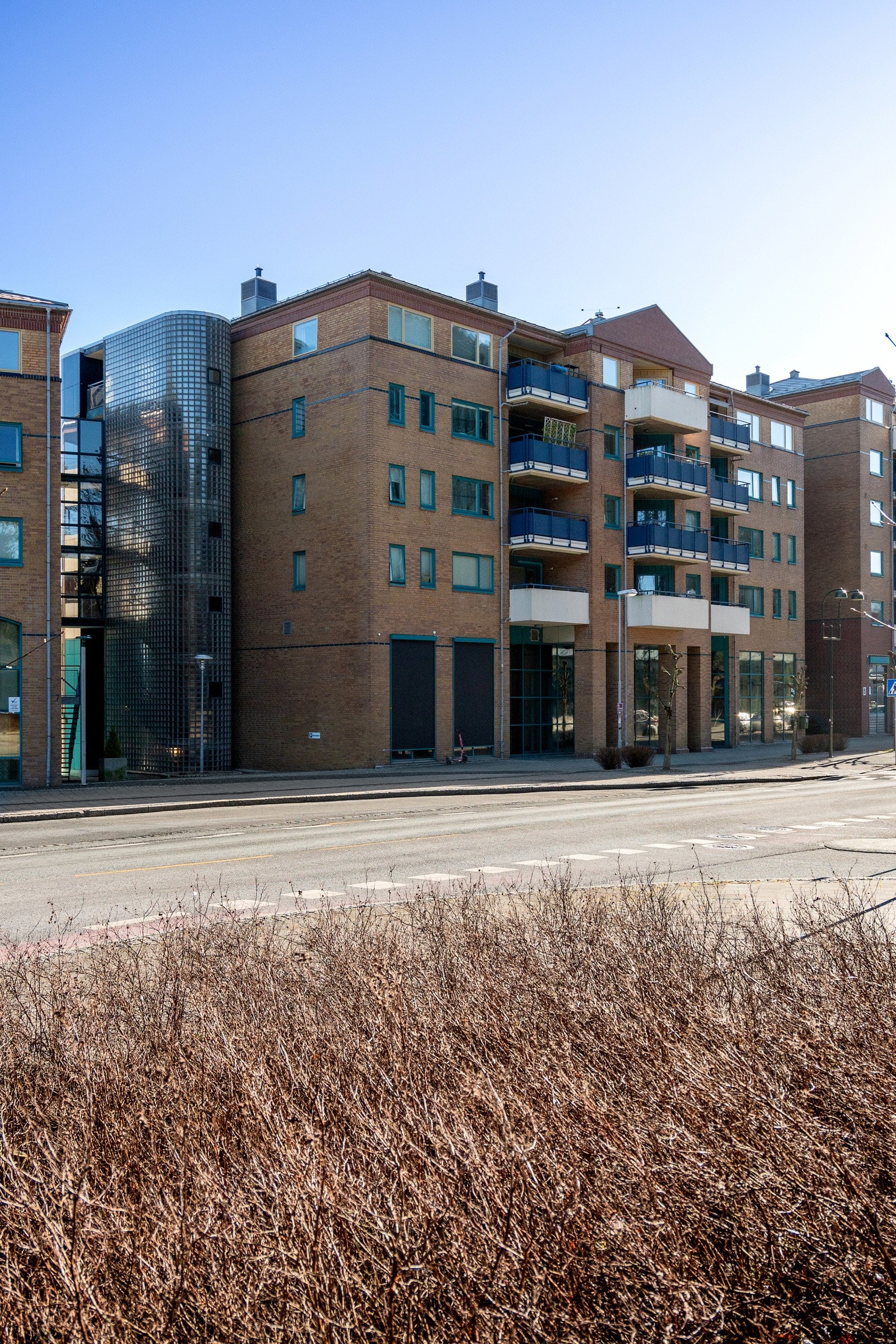 Her får man en ideell leilighet for deg som ønsker en sentrumsnær leilighet, men samtidig vil bo litt tilbaketrukket. Galleribilde