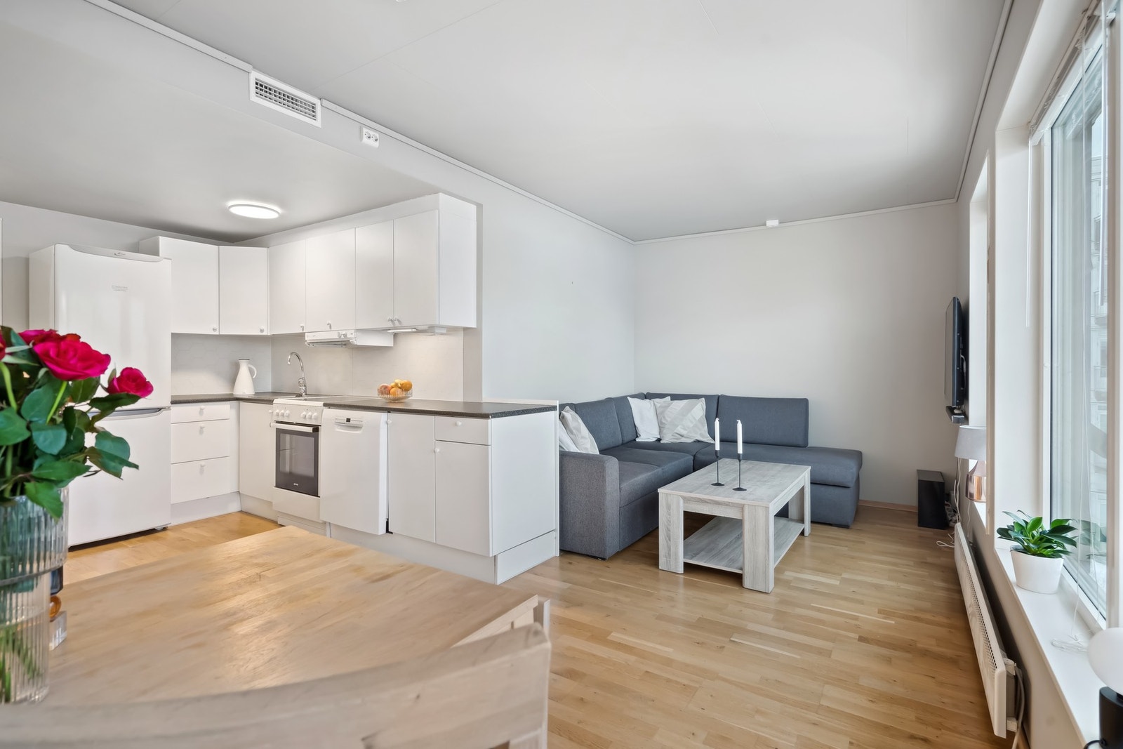 Velkommen til Storgata 119 - presentert av Terje Opland EiendomsMegler1 Rødbanken Galleribilde