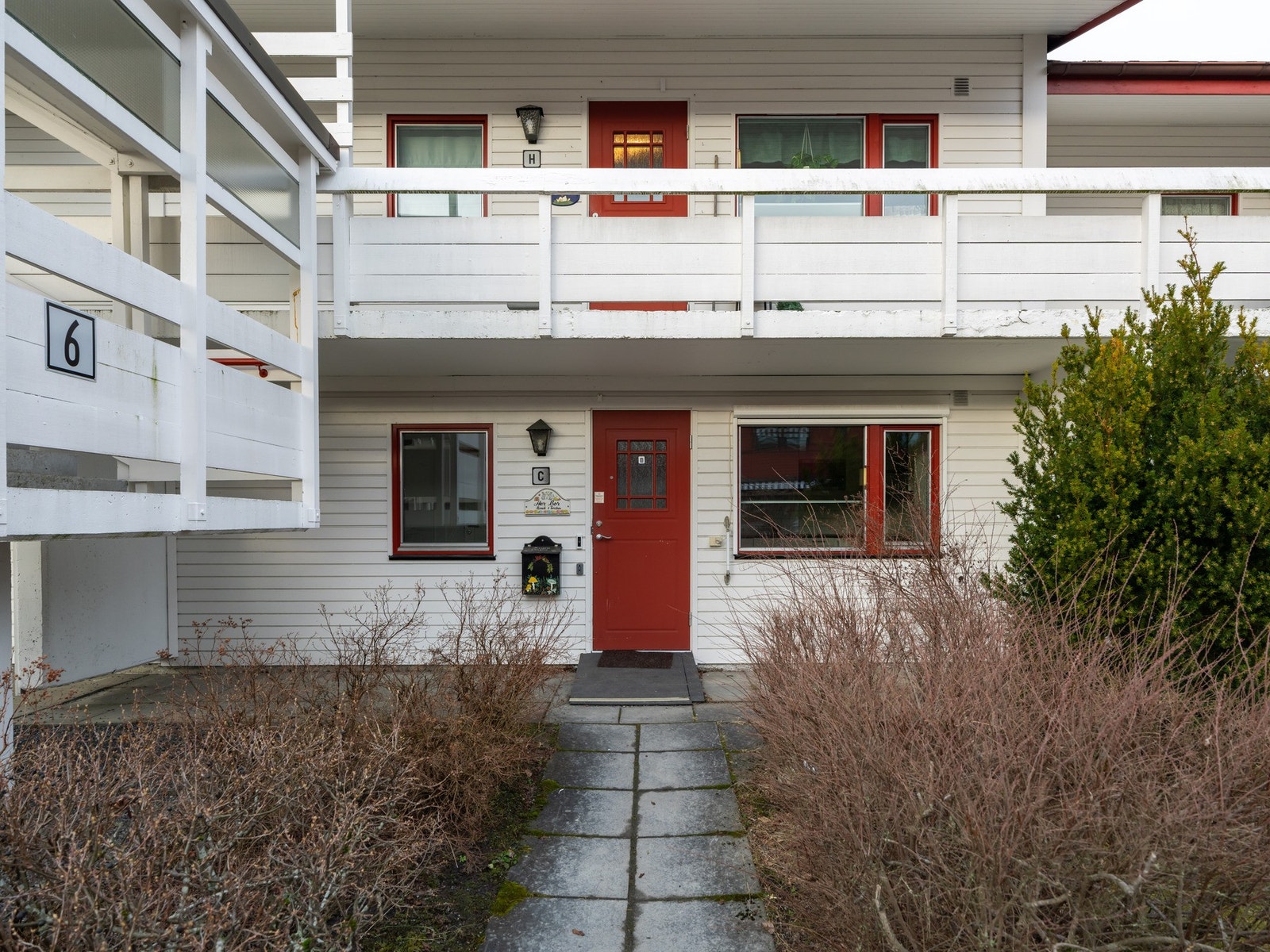 Trappefri adkomst til boligen. Galleribilde