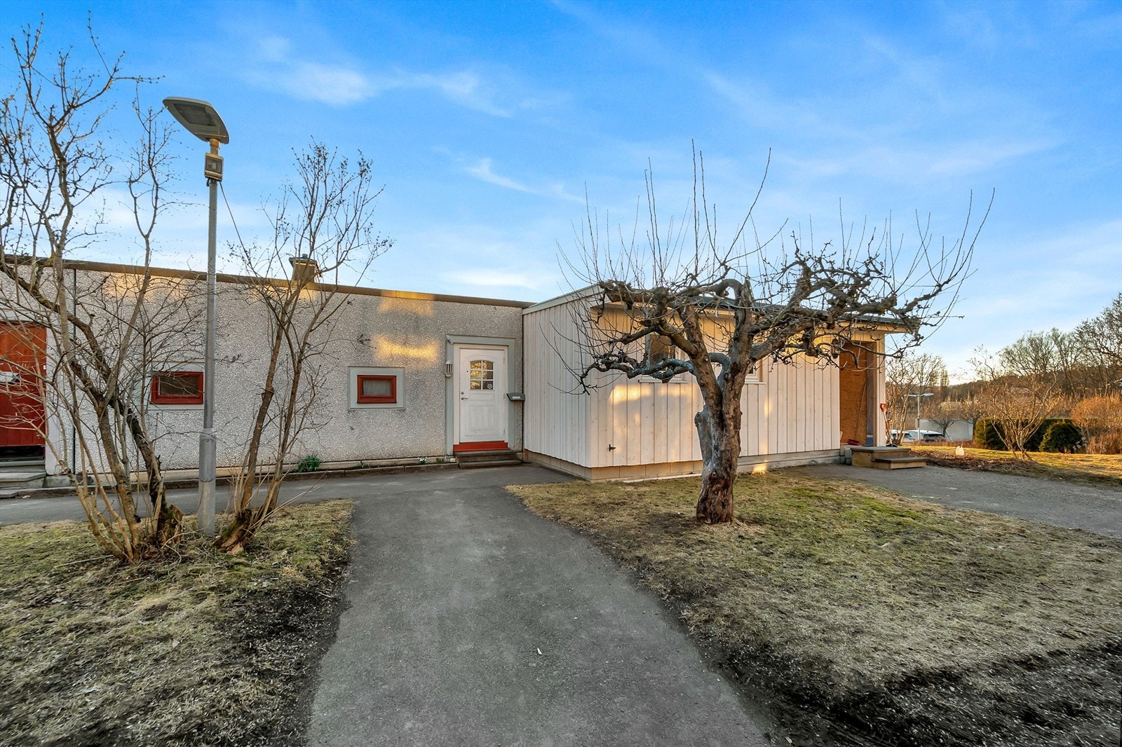 Inngangsparti. Galleribilde
