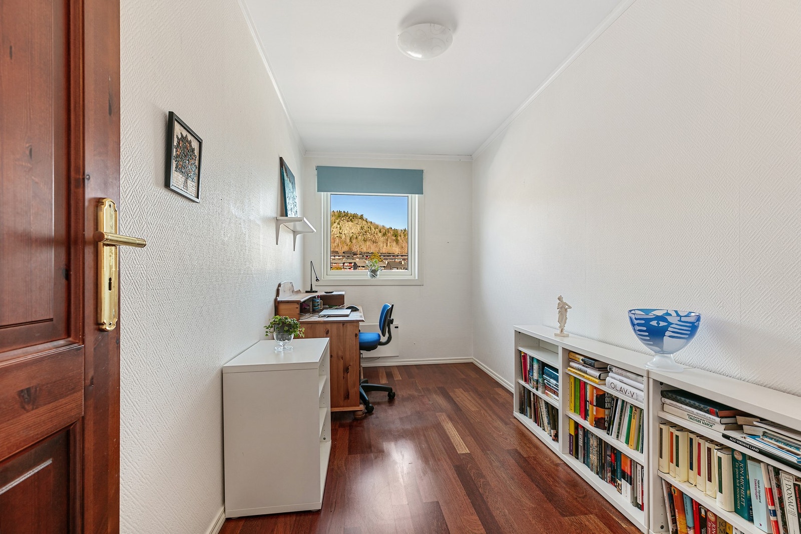 Soverom 3 er i dag innredet som kontor. Galleribilde
