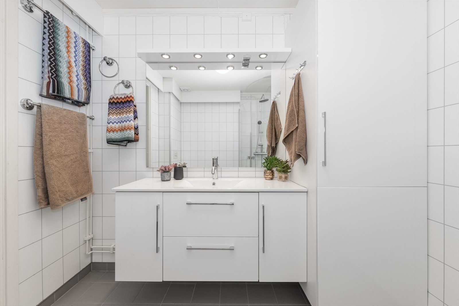 Bad i 1. etasje. Galleribilde