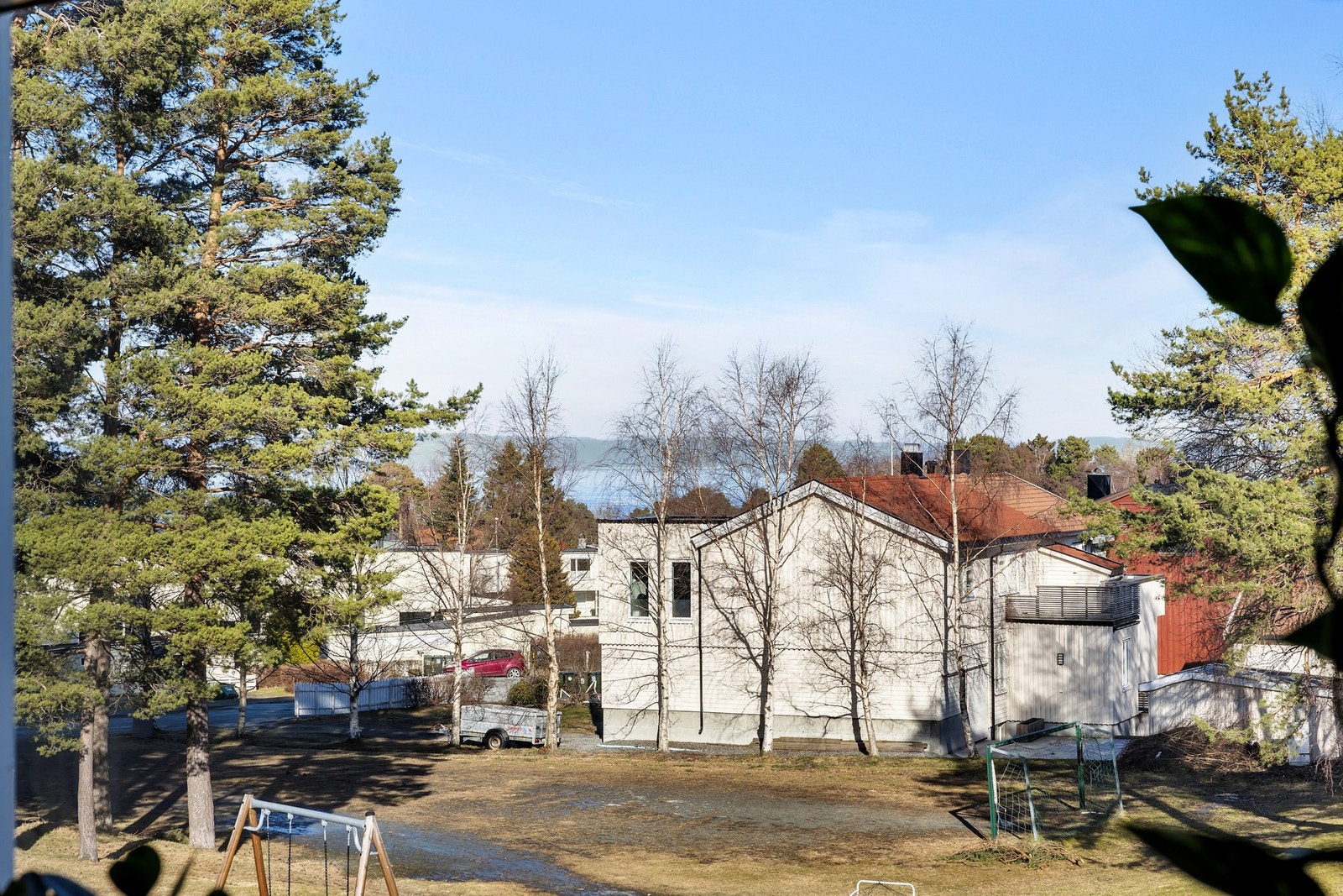 Utsikt fra stue. Galleribilde