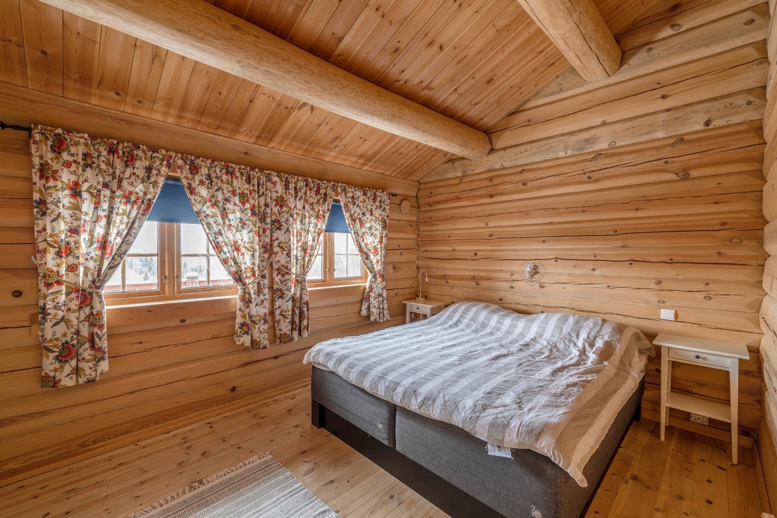 Boligen har totalt 5 gode soverom. Galleribilde