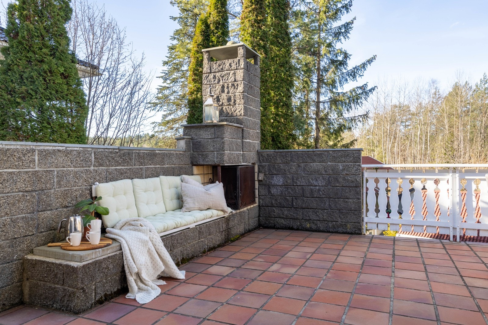 God plass til ønsket utemøblement. Galleribilde