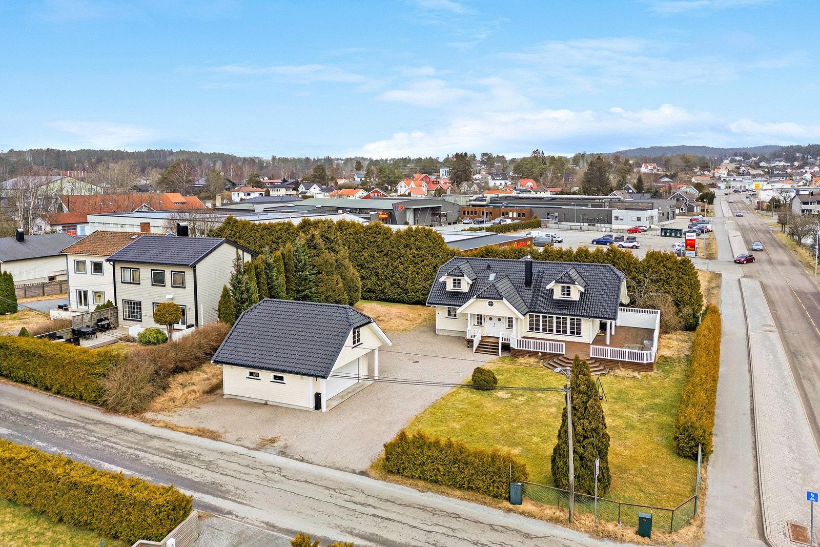 Herskapelig fasade bygget i 2002. Galleribilde