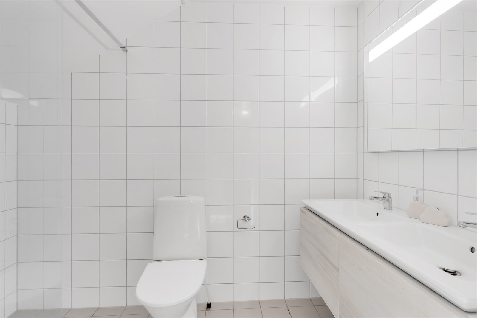 Her er det også et eget bad som også er av god størrelse. Galleribilde