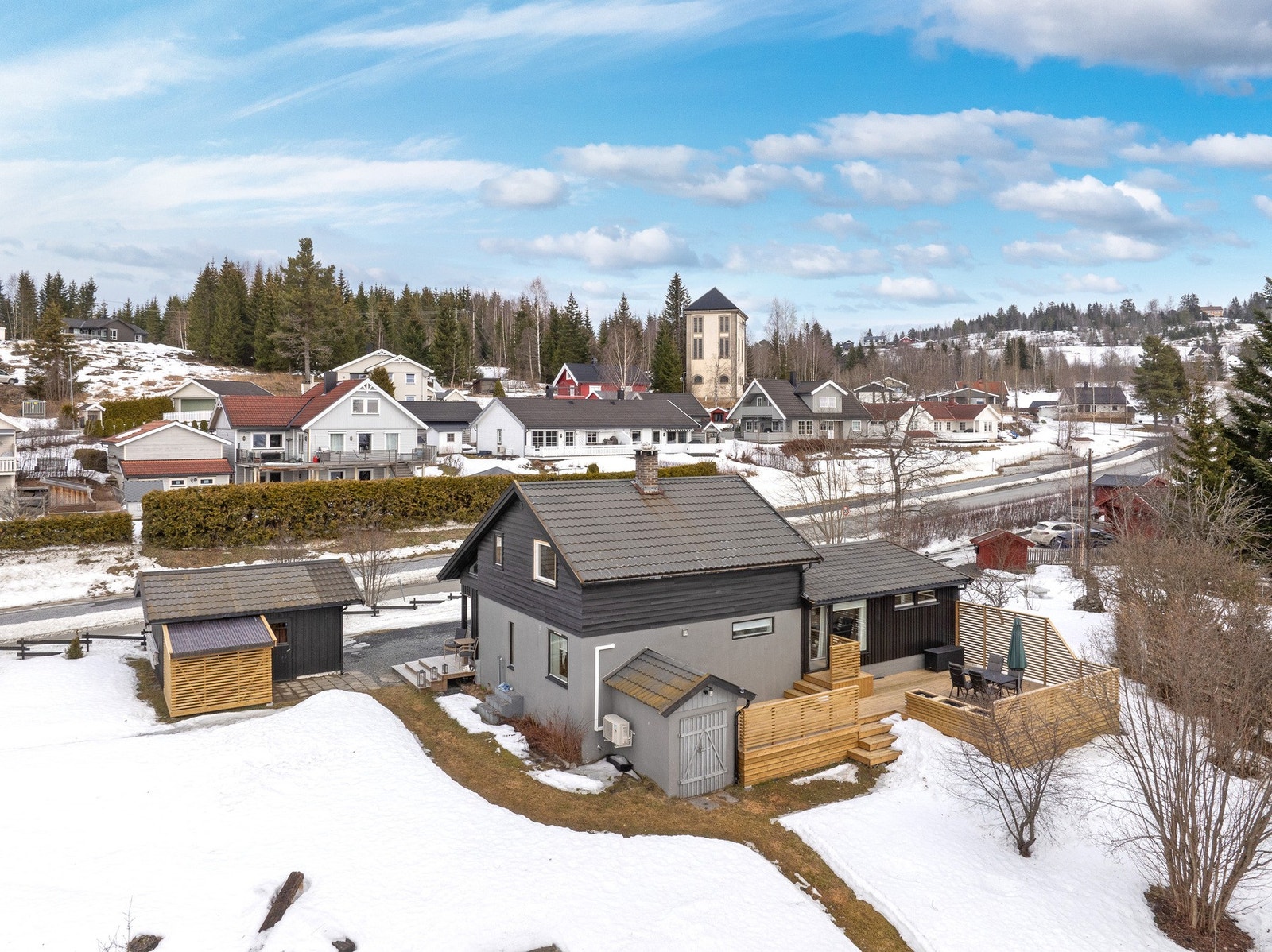 Boligen ligger rett nedenfor Ulvehagen-feltet Galleribilde