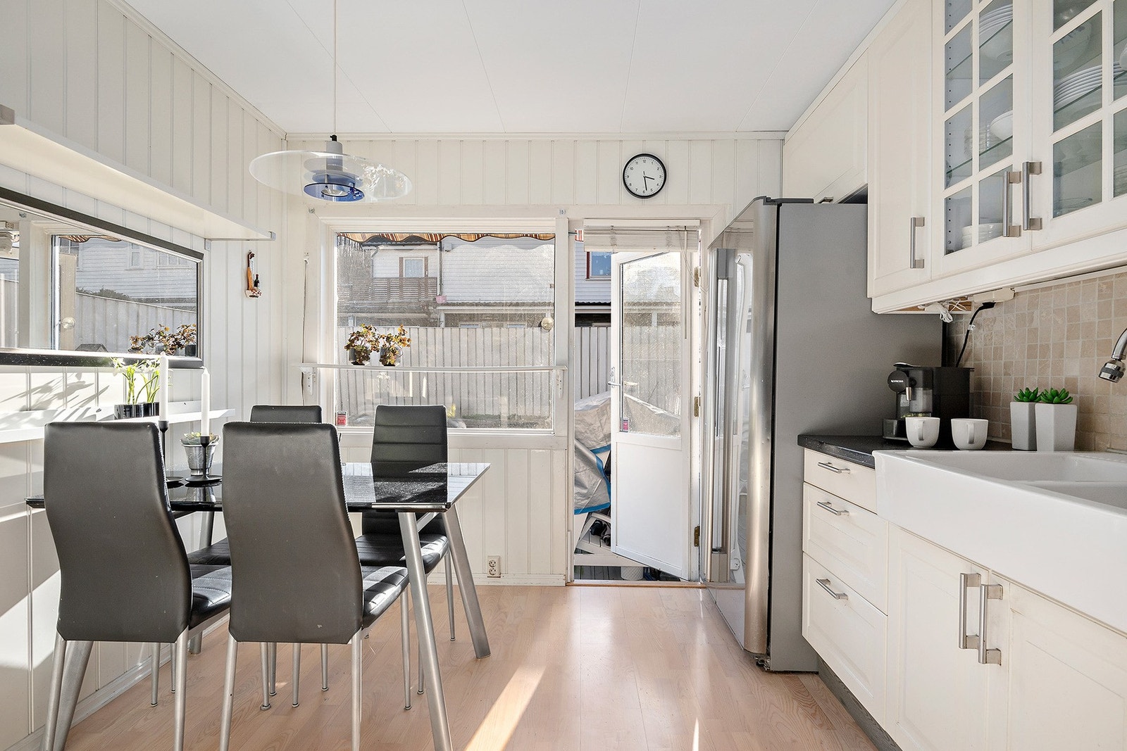 Her kan en også innrede en mindre spisegruppe ved behov Galleribilde