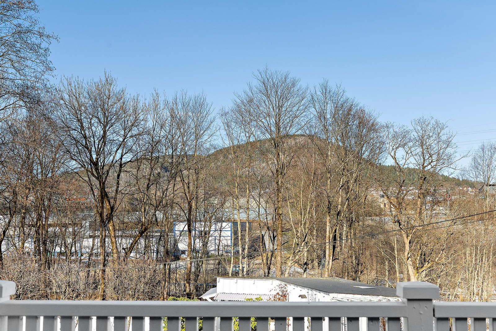 Utsikt fra altan Galleribilde