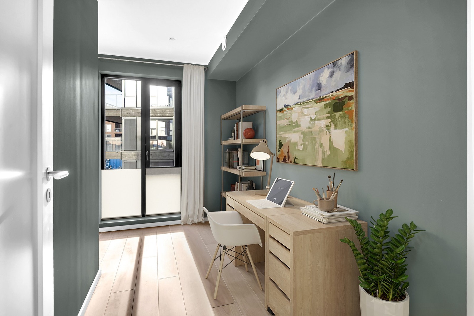 Leiligheten har to soverom som gir plass til både seng, nattbord og garderobeløsning etter eget ønske. Galleribilde